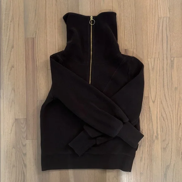 Varley Vine Pullover - Picture 13 of 13